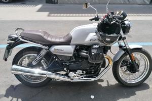 Moto Guzzi v7 special
