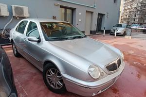 Lancia Lybra
