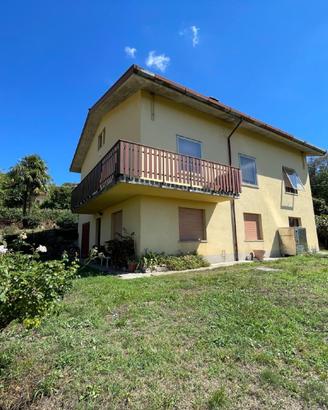 CASA INDIPENDENTE TRICAMERE CON GIARDINO