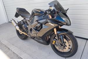 Zx10r accessoriata e gommata  solo 18mila km