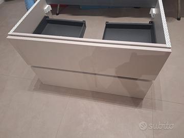 mobile bagno, con lavabo e specchio