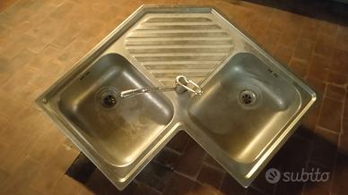 Lavabo ad angolo doppio in acciaio inox
