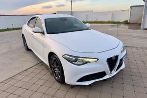ALFA ROMEO GIULIA 2.2 JTDM 136CV AT8