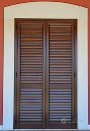 Soglie scale stipiti architravi pietra di Trani