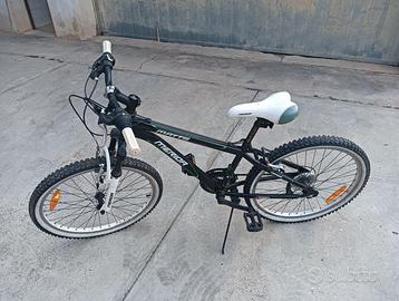 Bici per bambino/a tipo MTB marca Merida
