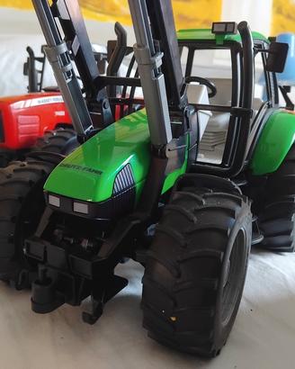Modellino Deutz-Fahr agrotron 200
