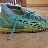 Scarpe da calcetto numero 38