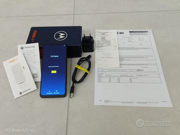 Motorola E13 - perfetto completo di cover+vetro