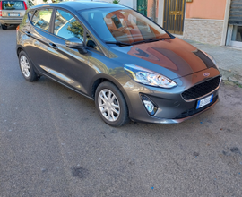 Ford fiesta 2022 hibrid