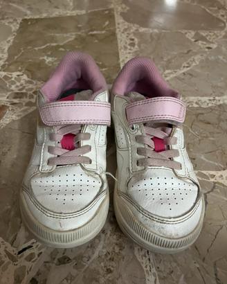 Sneakers Decathlon Rosa e Bianche con Strappo - 31