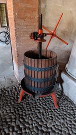 tini vecchi e torchio