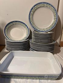 Servito da 10 piatti in porcellana Cipa Italia