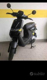 Trattabile scooter elettrico