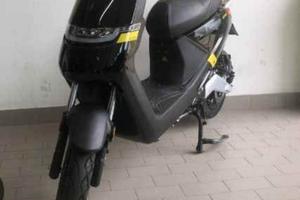 Trattabile scooter elettrico
