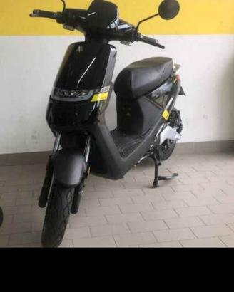 Trattabile scooter elettrico