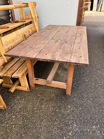 Tavolo da esterno in legno massello di abete