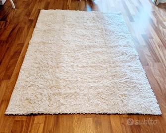 Tappeto moderno color crema a pelo lungo 180 x 120