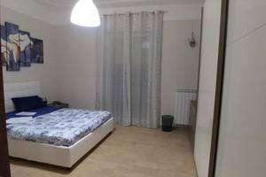 Trilocale ristrutturato piano medio zona martucci