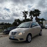 Lancia Ypsilon 1.3 MJT 75 CV Oro Giallo