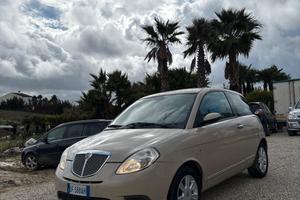 Lancia Ypsilon 1.3 MJT 75 CV Oro Giallo