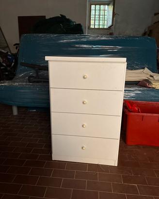 Mobiletto con cassetti