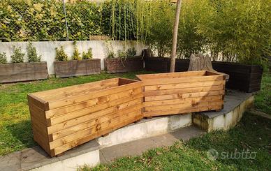 Fioreria in legno , portavasi da giardino/terrazzo