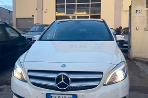Mercedes-benz B 180 d Premium FULL OPT