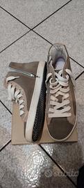 Sneakers camoscio nuove n.36