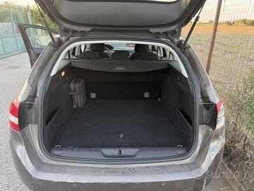 Peugeot sw 1.5 blue diesel