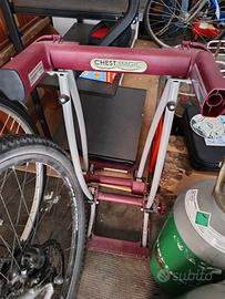 Attrezzo per braccia