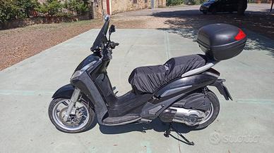 Scooter Peugeot Geopolis 400