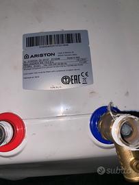 Scaldabagno elettrico Ariston Andris RS 15/3 EU