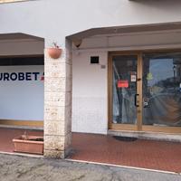 NEGOZIO Mq60 CIVITANOVA ALTA