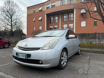 🚗 Toyota Prius 1.5 Hybrid (2006)