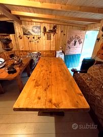 tavolo in legno massello  rustico