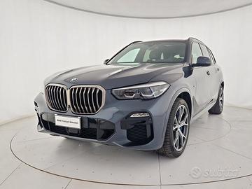 BMW X5 xdrive40d mhev 48V Msport auto