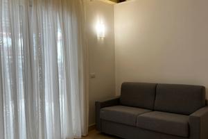 Disponibile settembre/ maggio