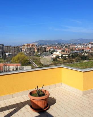 4 LOCALI A FROSINONE