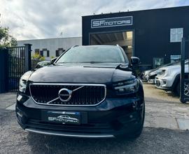 Volvo XC40 T3 Momentum 2022