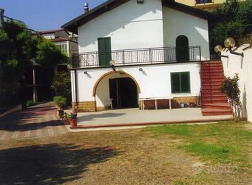 Villetta con terreno in Costa Ionica - Calabria