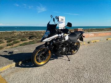 Suzuki V-Strom 650 xt Explorer 