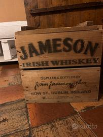 Vecchia cassa Whiskey Jameson