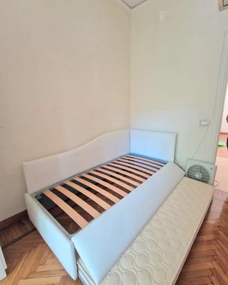 Letto singolo con secondo letto