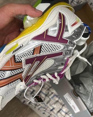 balenciaga runner