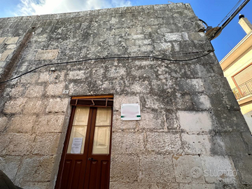 Casa tipica salentina con garage, a pochi km da Ot