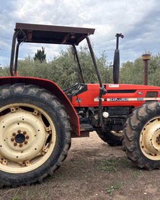 Trattore agricolo