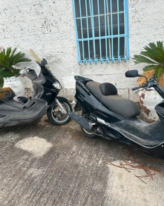 Piaggio x9 500 e Honda jazz 250 per ricambi