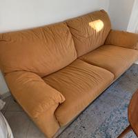 Divano  3 posti