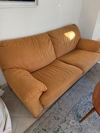 Divano  3 posti