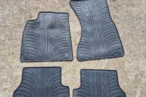 Tappetini in gomma per Audi A6 A7